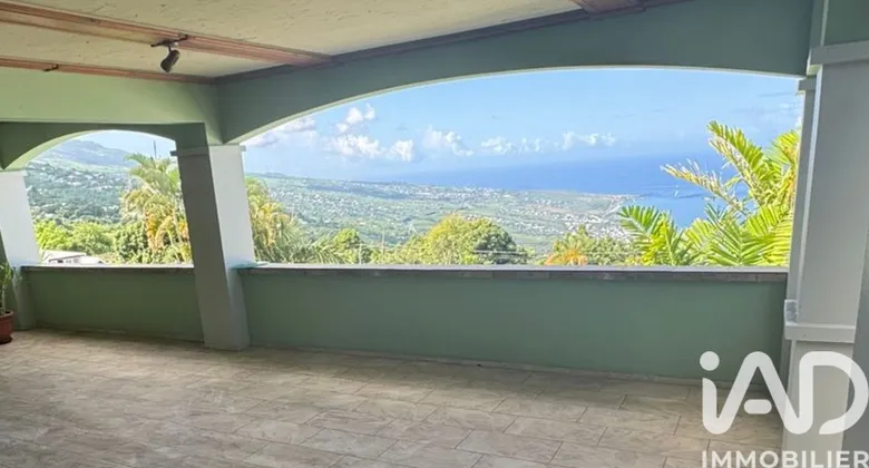 Maison 9 pièces 246 m² · à Saint-Leu · 246 m² · 680 000 €