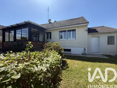 House in Damery (51480)