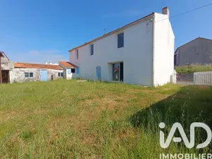 Maison de campagne à Saint-Denis-du-Payré (85580)