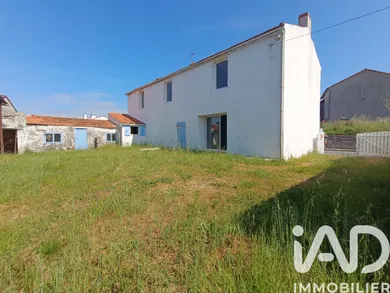 Maison de campagne à Saint-Denis-du-Payré (85580)