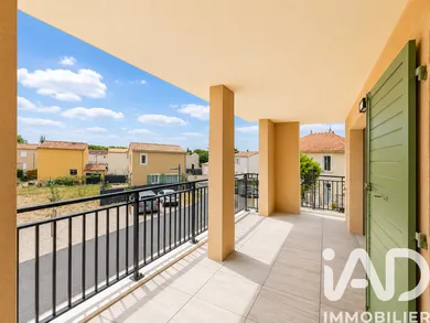 Appartement à Sarrians (84260)