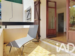 Apartment in Sanary-sur-Mer (83110)