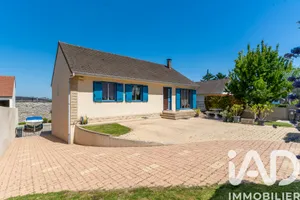 Traditional house in Ecquevilly (78920)