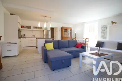 Apartment in Mèze (34140)