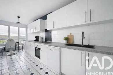 Appartement à Les Mureaux (78130)