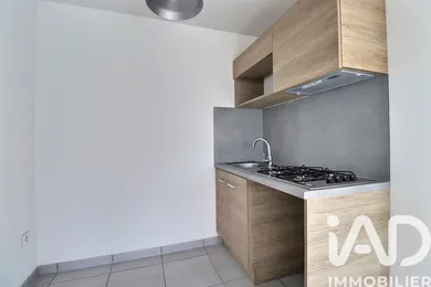 Apartment in Villenave-d'Ornon (33140)
