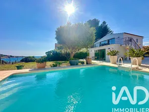 Maison à Sanary-sur-Mer (83110)