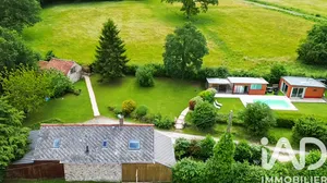 Lodge in Torcé-Viviers-en-Charnie (53270)