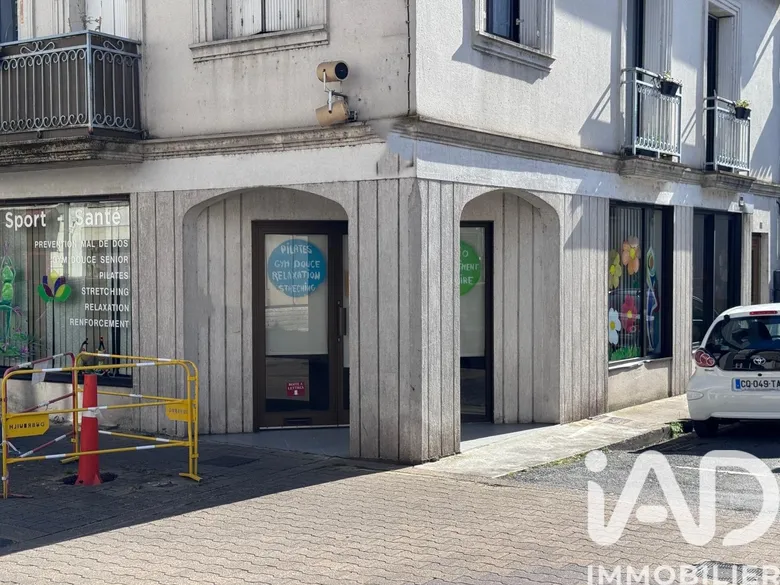 Maison 6 pièces 168 m² · à Sainte-Foy-la-Grande · 168 m² · 138 000 €