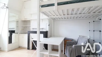 Studio à Paris (75015)