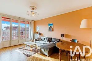 Apartment in Villeurbanne (69100)