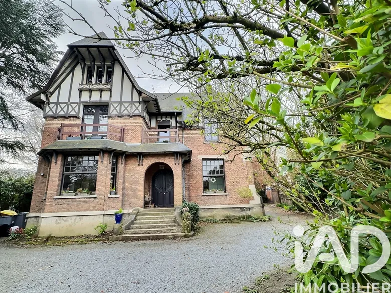Maison 7 pièces 232 m² · à Roncq · 232 m² · 725 000 €
