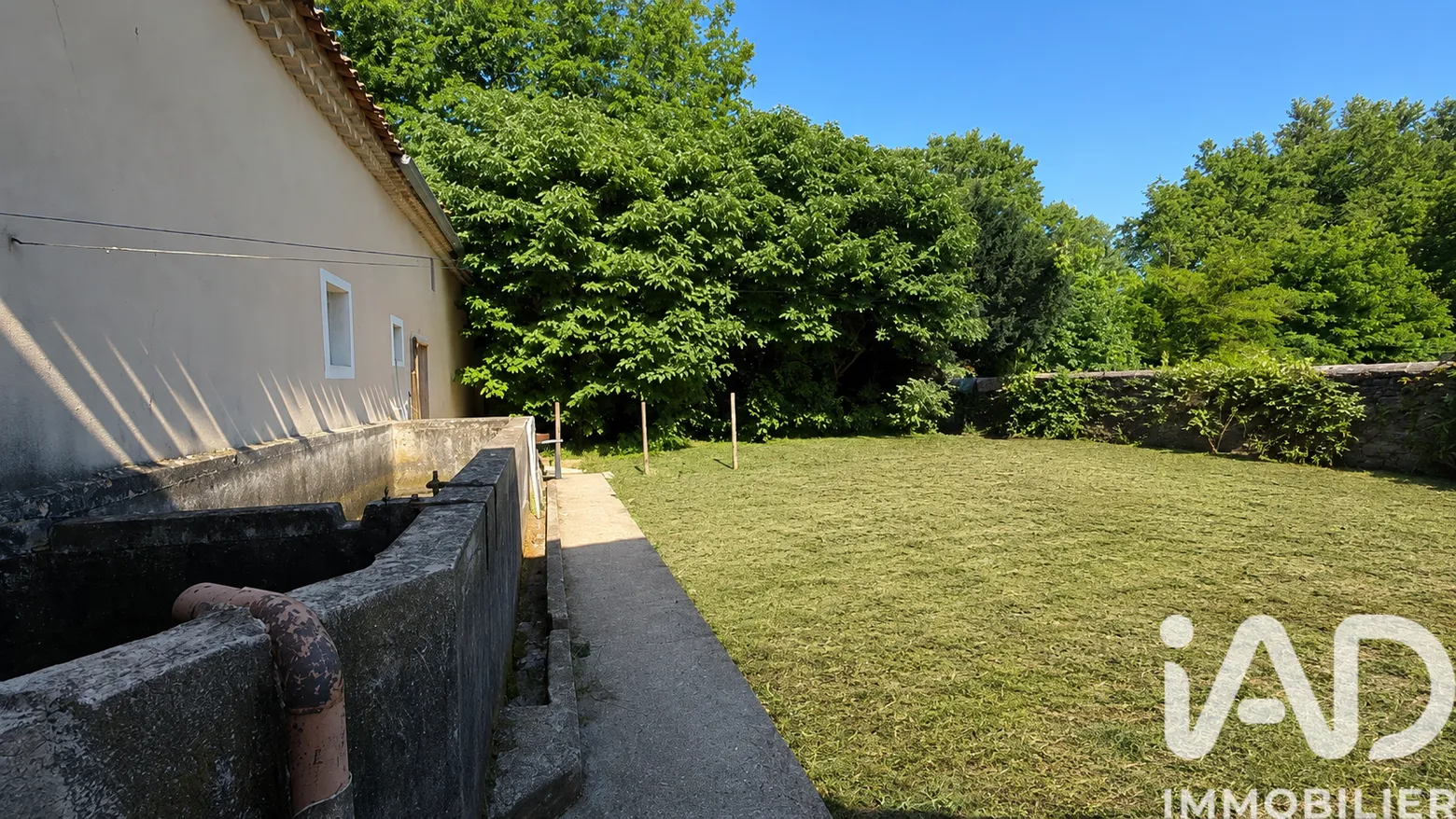Vente immeuble 237 m² à Saint-Julien-de-Peyrolas (30760) - 2012209 — 3