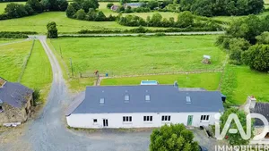 Maison de campagne à Neuvillette-en-Charnie (72140)