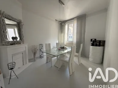 Townhouse in Pont-sur-Yonne (89140)