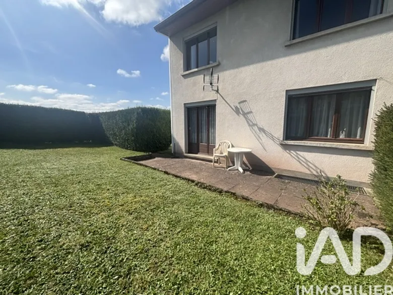 Maison 5 pièces 91 m² · à Bruyères · 91 m² · 95 000 €