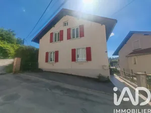 Maison à Villers-le-Lac (25130)