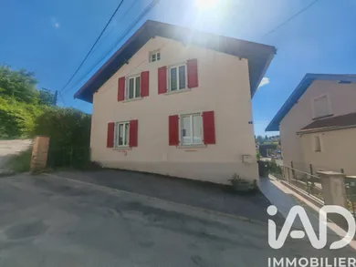 Maison à Villers-le-Lac (25130)