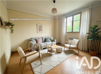 Maison à Villeneuve-le-Roi (94290)