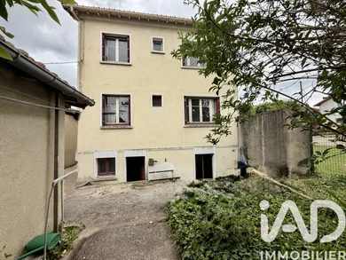 Maison à Villeneuve-le-Roi (94290)