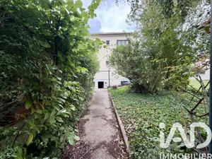 Maison à Villeneuve-le-Roi (94290)