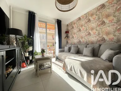 Apartment in Toulon (83000)