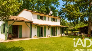 Maison à Saint-Denis-de-Pile (33910)