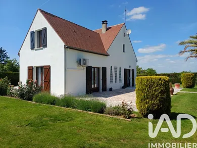 House in Montigny-le-Guesdier (77480)