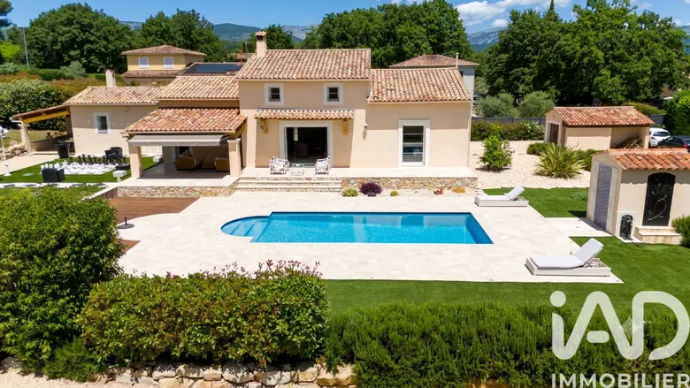 Maison 5 pièces 175 m² · à Callian · 175 m² · 930 000 €