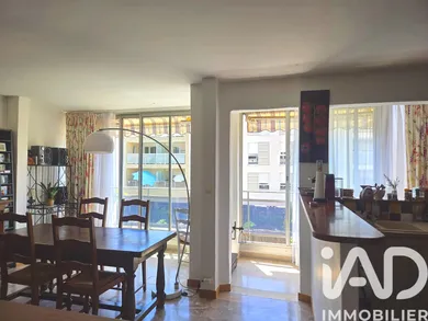 Appartement à Hyères (83400)