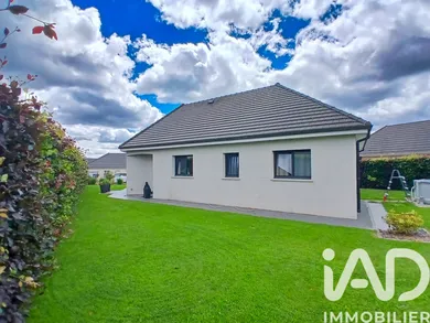 House in Routot (27350)