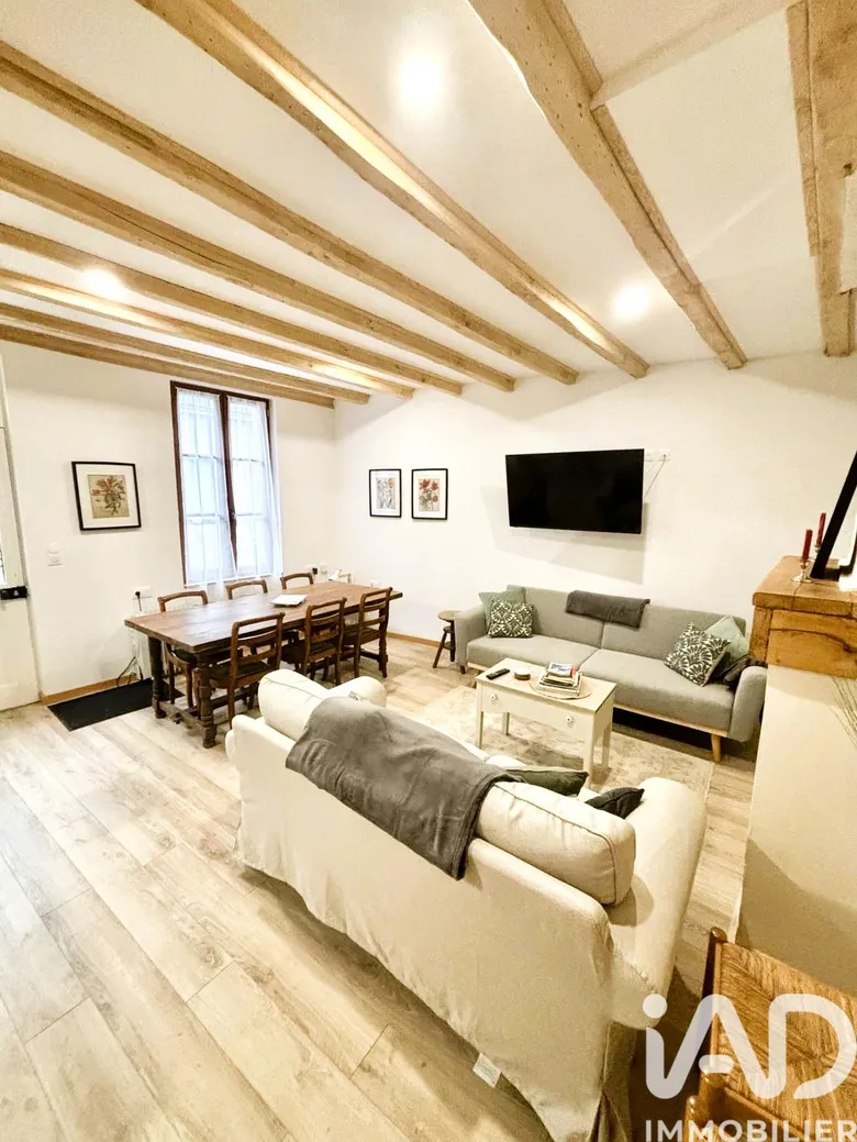 Maison 5 pièces 108 m² · à Ferrière-Larçon · 108 m² · 127 000 €
