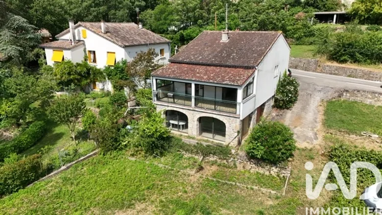 Maison 5 pièces 92 m² · à Vesseaux · 92 m² · 190 000 €