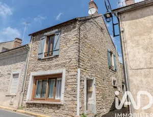 Maison de village à Montigny-sur-Loing (77690)