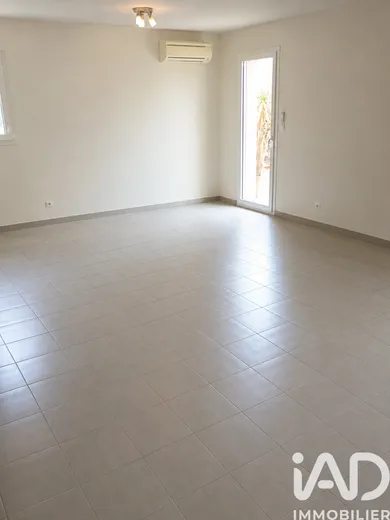House in Saint-Denis-de-Pile (33910)