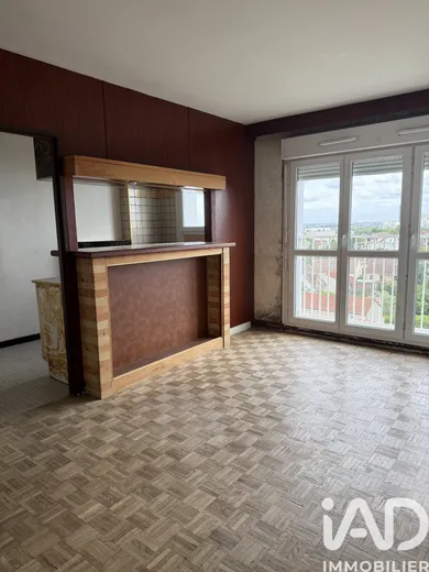 Studio à Montreuil (93100)