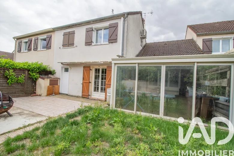 Maison 4 pièces 110 m² · à Saint-Jean-de-Braye · 110 m² · 200 000 €