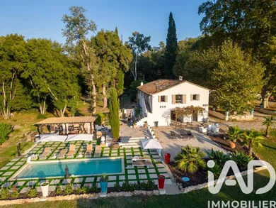 Bastide in Les Arcs (83460)