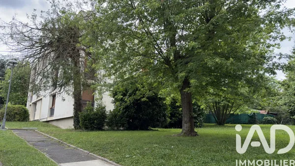 Appartement à Neuilly-Plaisance (93360) photo 2