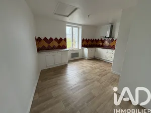 Townhouse in Sauzé-Vaussais (79190)