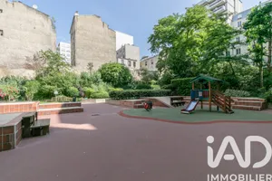 Apartment in Paris (75011)
