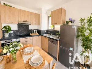 Duplex in Sarrians (84260)