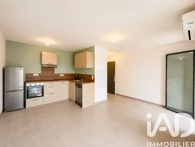 Appartement à Sarrians (84260)