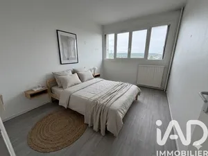 Apartment in Palaiseau (91120)