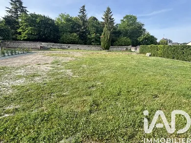 Terrain à bâtir à Distré (49400)