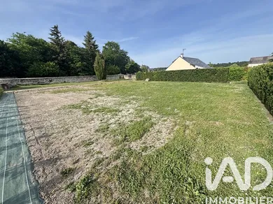 Terrain à bâtir à Distré (49400)