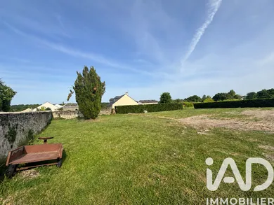 Terrain à bâtir à Distré (49400)