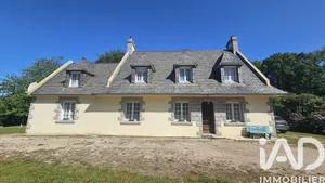 Traditional house in Plouigneau (29610)