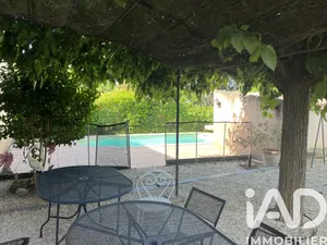 House in Lourmarin (84160)
