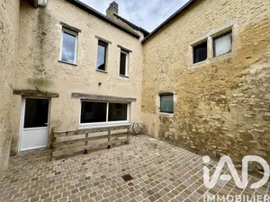 Maison de village à Noyen-sur-Sarthe (72430)